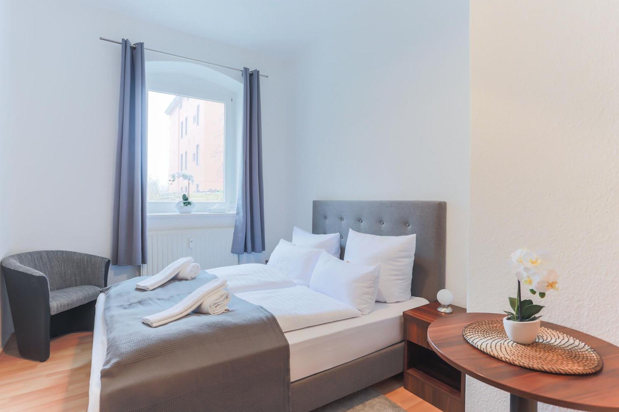 Viadrina Rooms & Apartments Frankfurt-Oder Am Park Im Zentrum Frankfurt  Extérieur photo