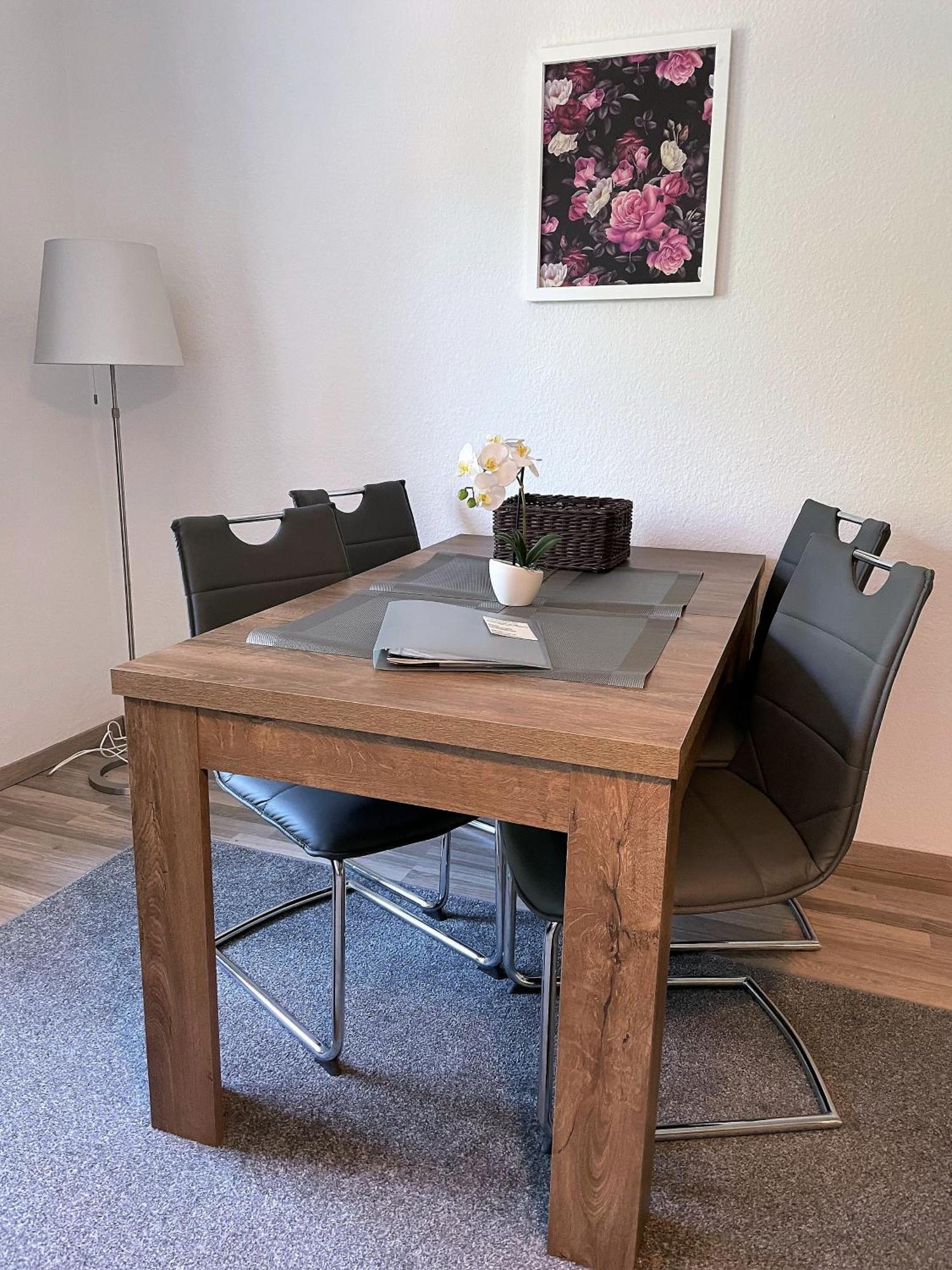 Viadrina Rooms & Apartments Frankfurt-Oder Am Park Im Zentrum Frankfurt  Extérieur photo