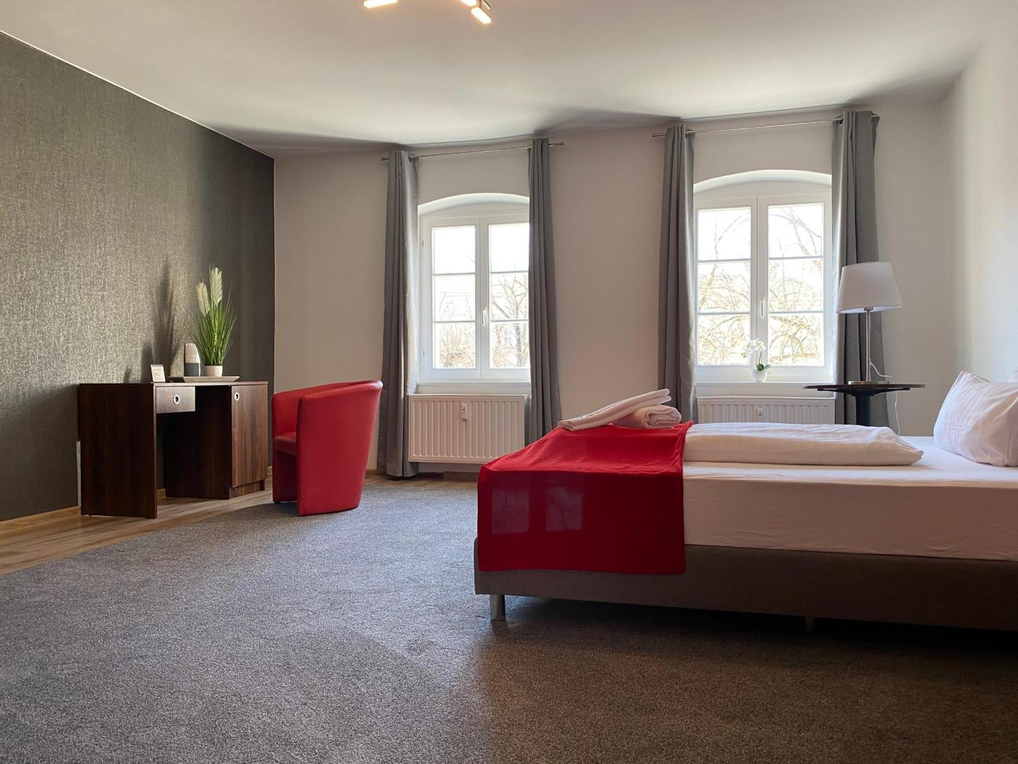 Viadrina Rooms & Apartments Frankfurt-Oder Am Park Im Zentrum Frankfurt  Extérieur photo